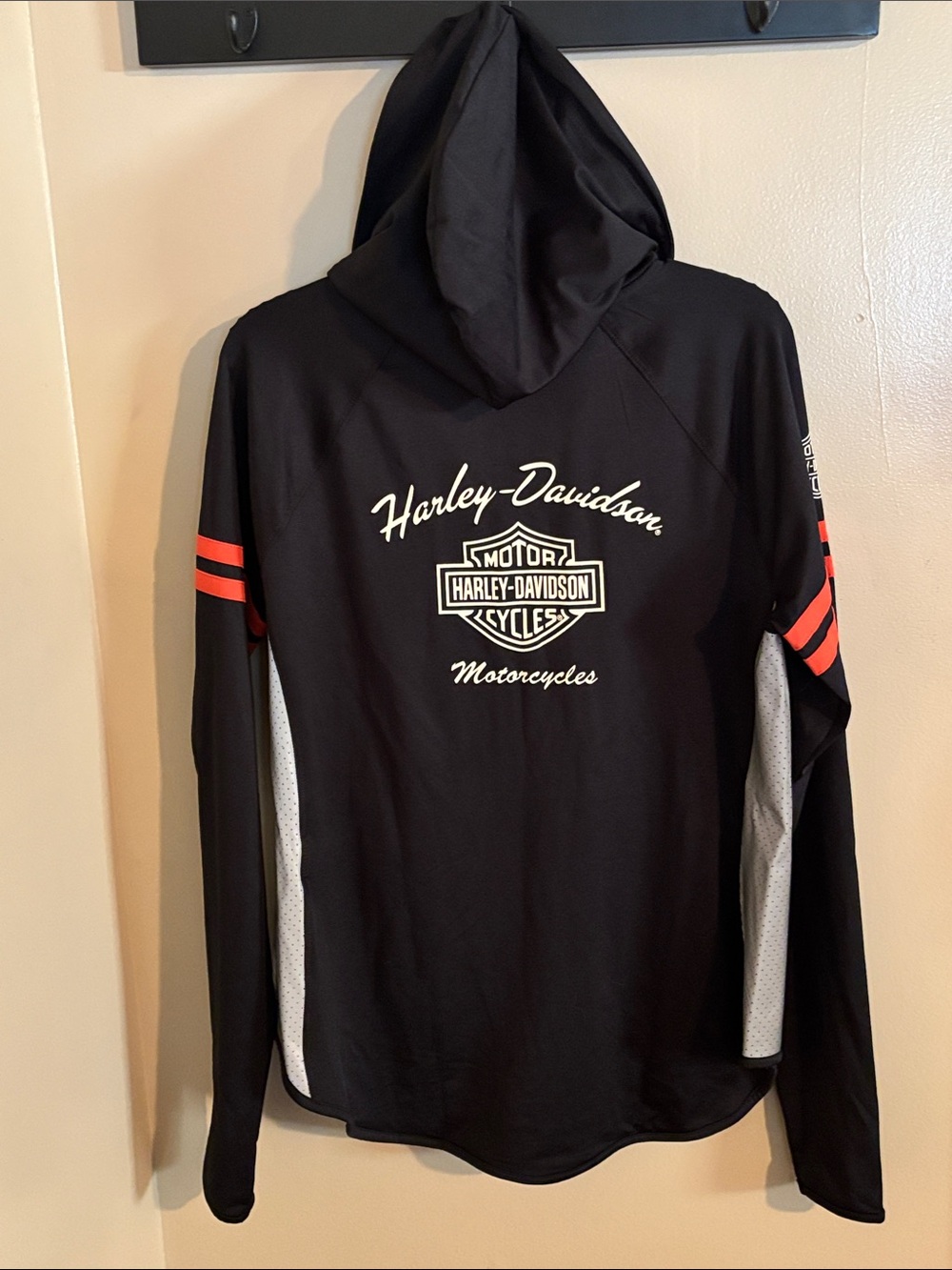 Harley-Davidson Women’s Performance Mesh Hoodie - Picture 7 of 14